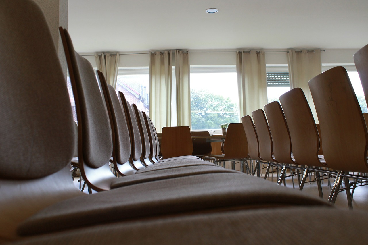 Chairs Seminar Classroom Sit